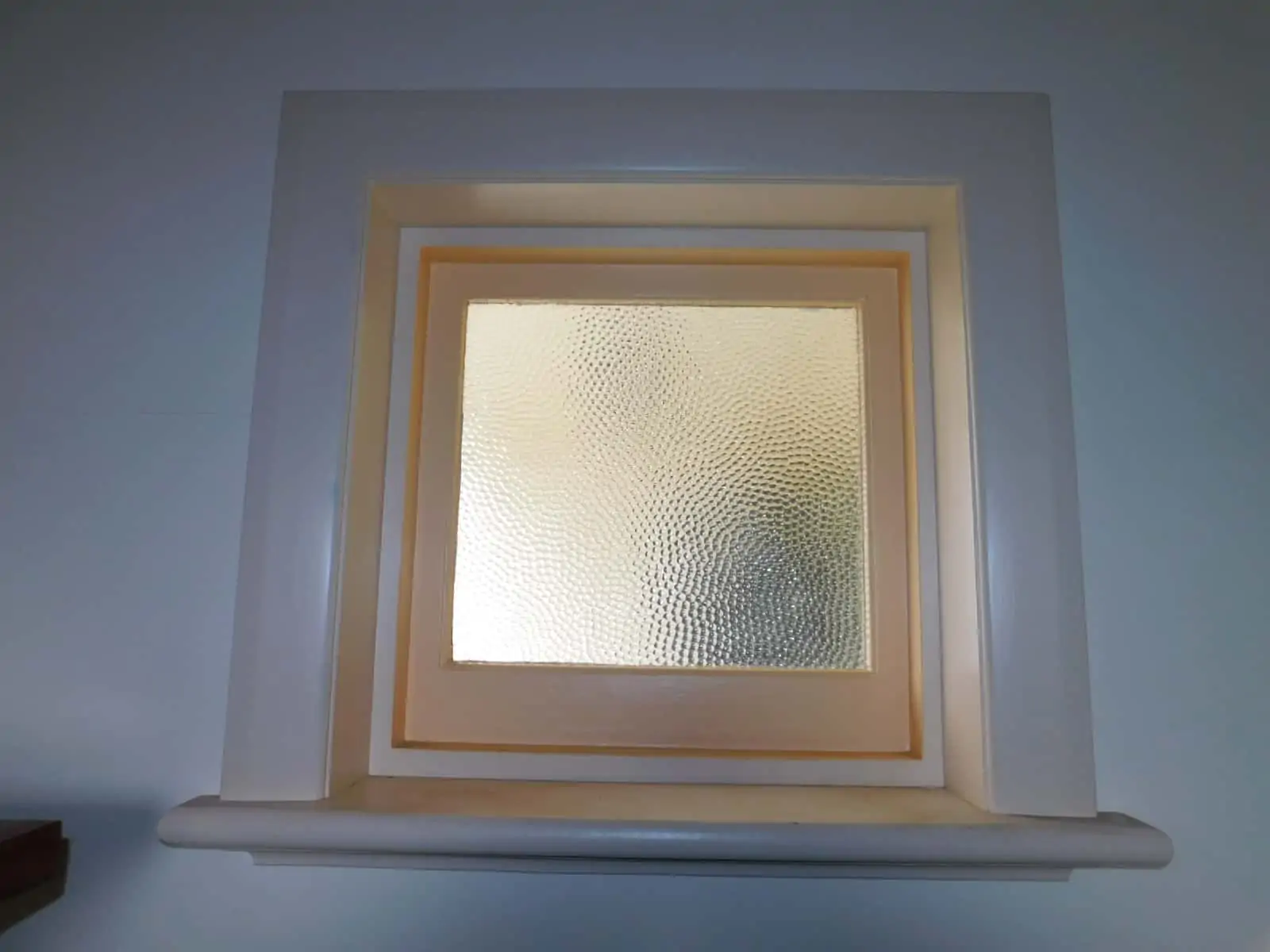PICTURE WINDOW - Rippled Glass, 920 w x 700 h, No.2 ...